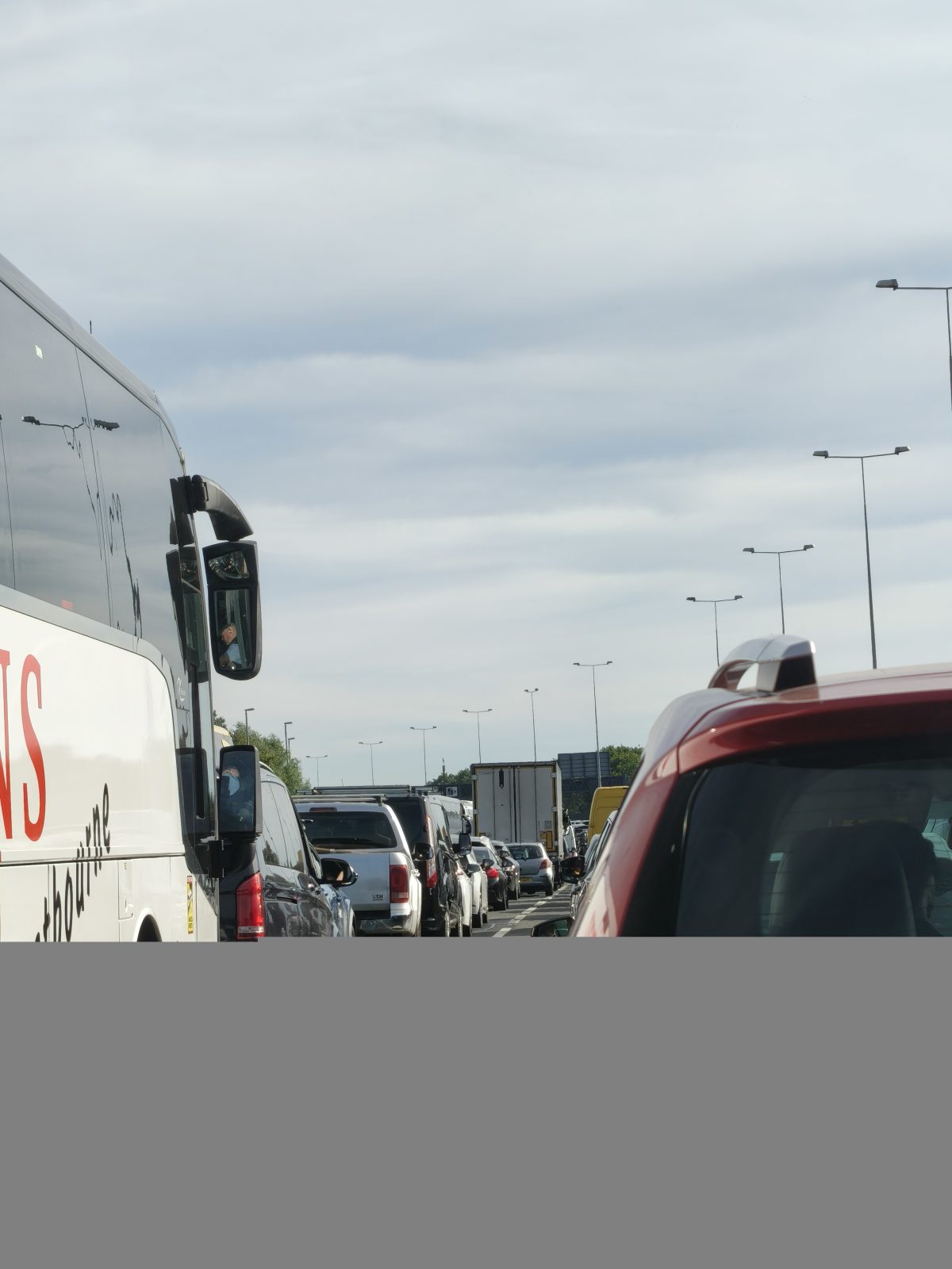 Crash on the M25 at M25, Pooley Green, Royal Borough of Windsor and Maidenhead — photo from the scene